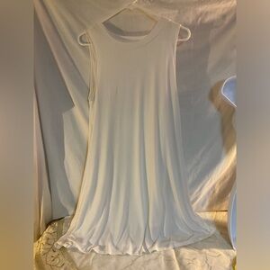 Dear Apple white tshirt dress open back layered size large with pockets